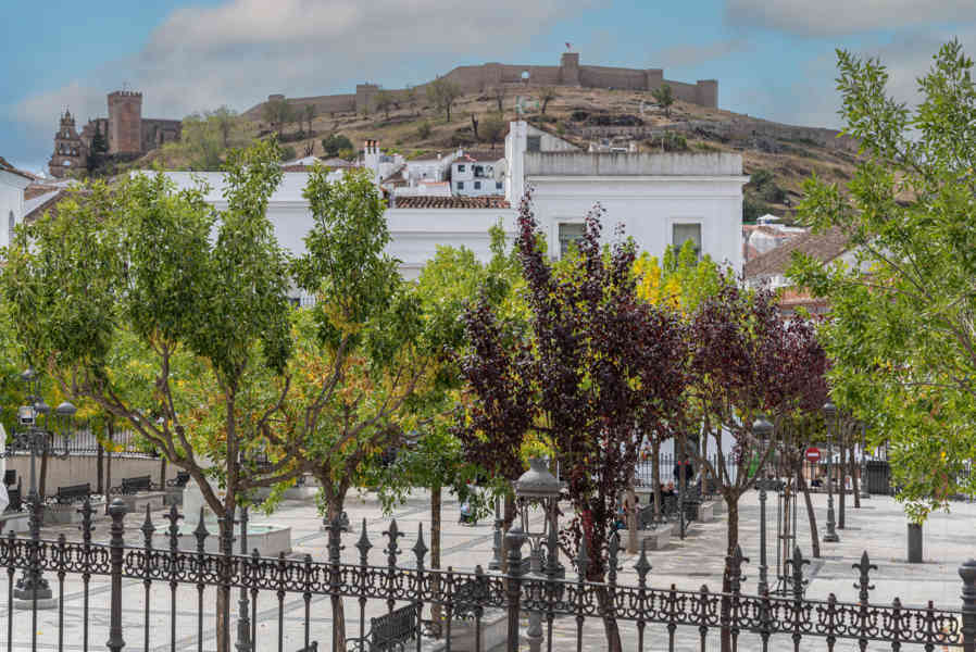 Huelva - Aracena 41 - plaza Marques de Aracena.jpg
